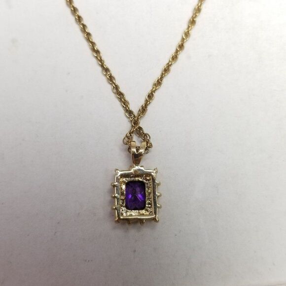 Vintage Purple Rhinestone Emerald Cut Pendant Necklace, Gold Tone Chain, Estate - Picture 3 of 6